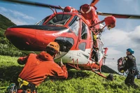 "Ratunek nadchodzi z nieba" — śmigłowiec w akcji w Tatrach