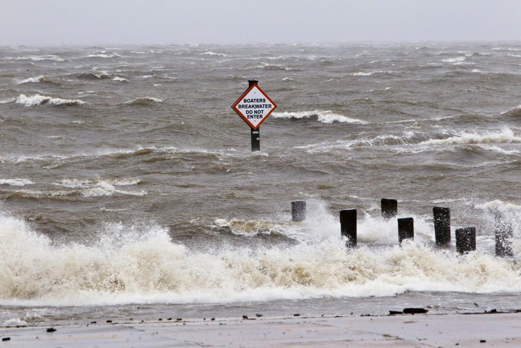 Huragan Isaac atakuje na południu USA
