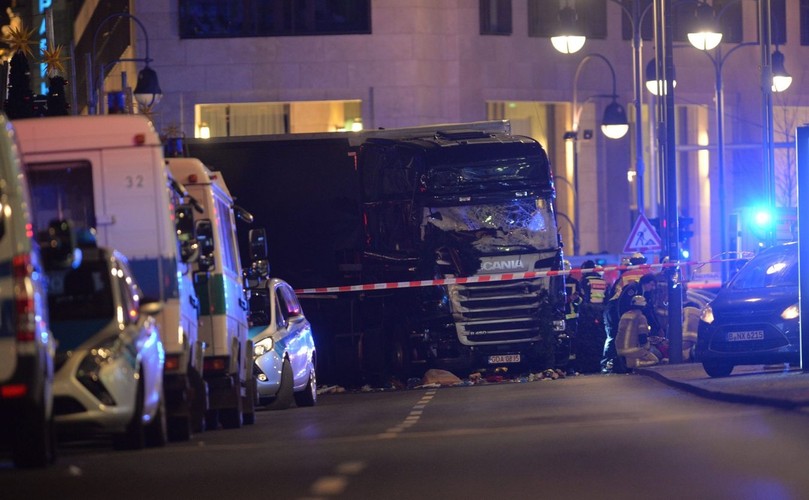 Cieżarówka na polskich numerach rejestracyjnych