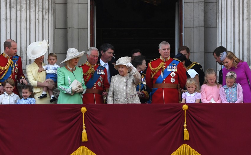 Turbulentna godina za britansku kraljevsku porodicu