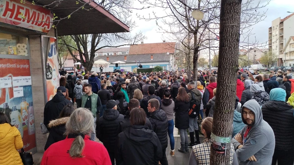 Okupljanje građana u Novoj Pazovi