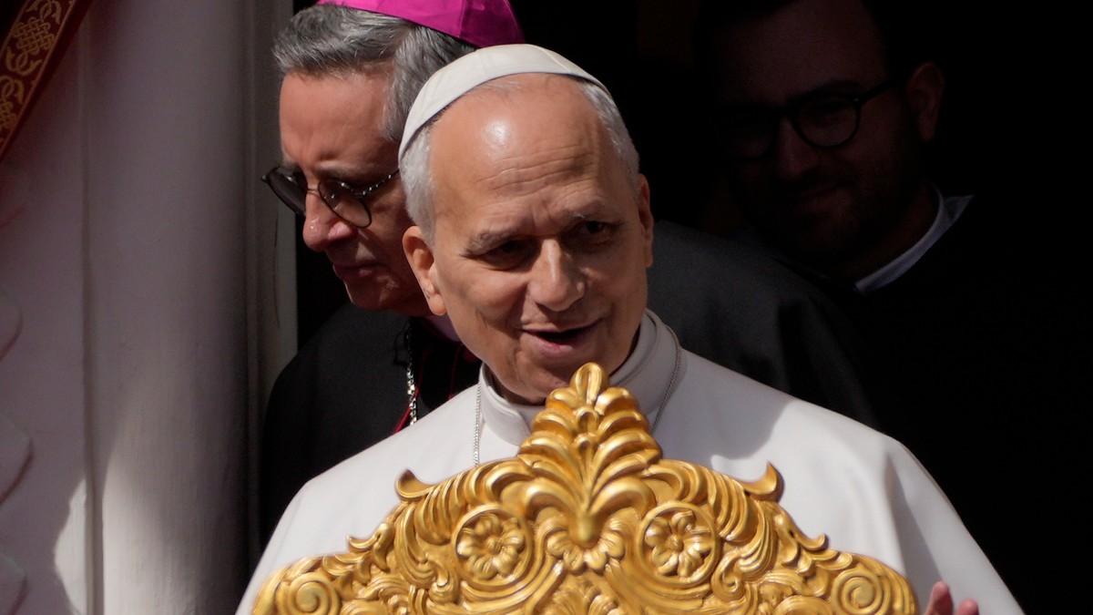 Papa Lav tokom posete Monaku