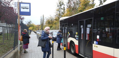 W Gdańsku będą nowe ławki na przystankach