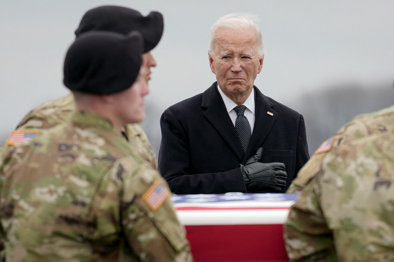 Joe Biden wziął udział w uroczystościach pogrzebowych trzech amerykańskich żołnierzy