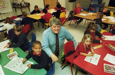 Raport o płacach nauczycieli