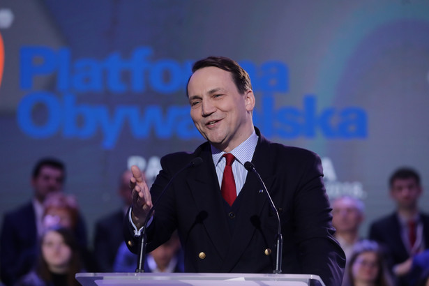 Radosław Sikorski podczas Rady Krajowej PO, 24 bm. w Warszawie.