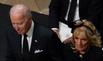 Joe Biden poniżony na pogrzebie królowej Elżbiety II? Siedział w 14. rzędzie. Donald Trump wyśmiał swojego następcę