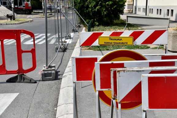 "Otklanjanju se okolnosti kojima se ugrožava bezbednost i zdravlje ljudi": Ulica u Zemunu zatvorena sve do 19. aprila, oglasili se iz "Elektrana"