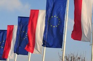 Flagi Polski i Unii Europejskiej flaga pl ue