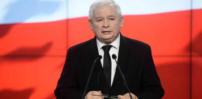 Postawią Kaczyńskiego przed Trybunałem Stanu?
