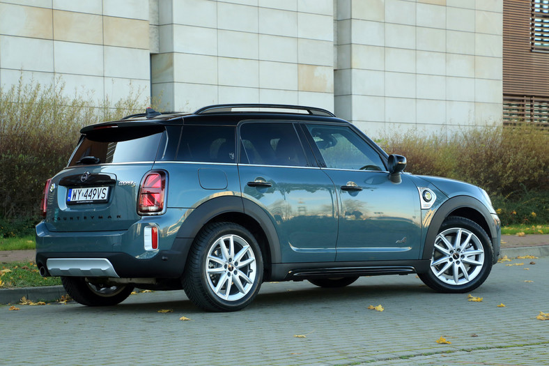 MINI Countryman Cooper SE – udane zgranie przeciwieństw