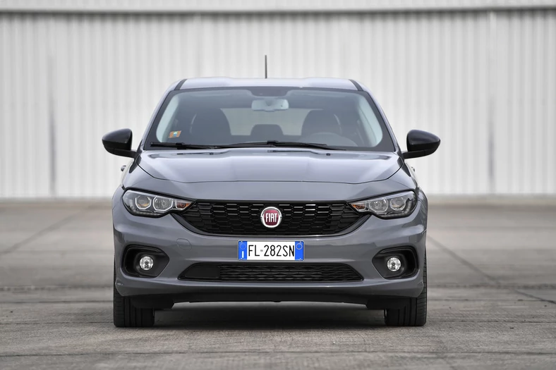 Fiat Tipo vs. Honda Civic, Hyundai i30, Renault Megane i VW Golf