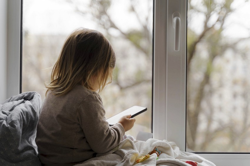 Deca i mobilni telefoni