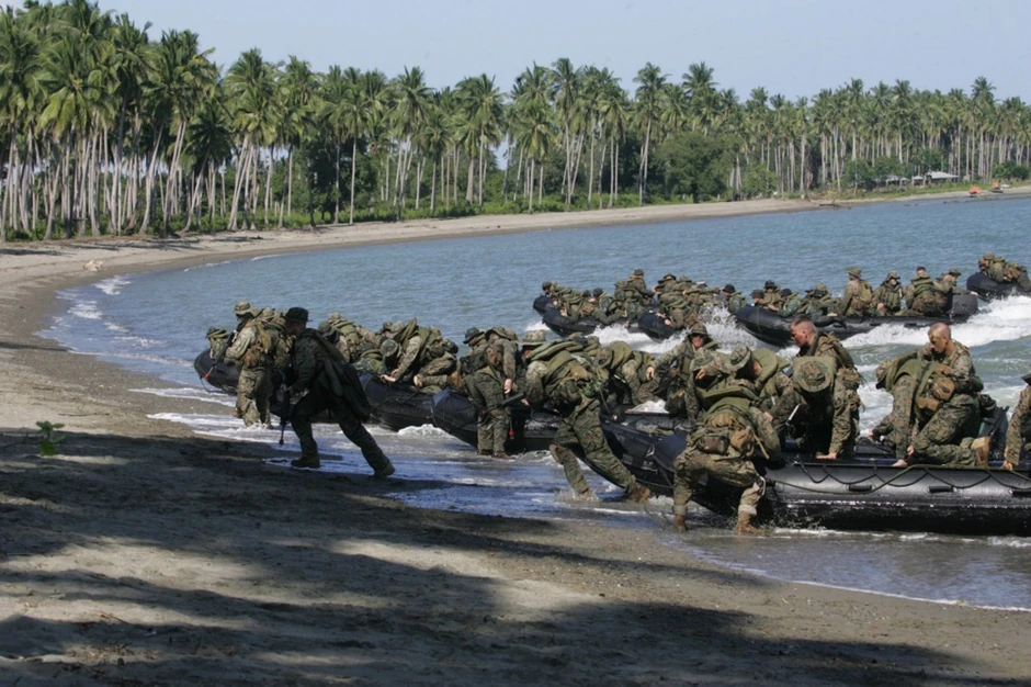 Zajednička vežba američkih i filipinskih marinaca u oktobru 2006. na Palavanu