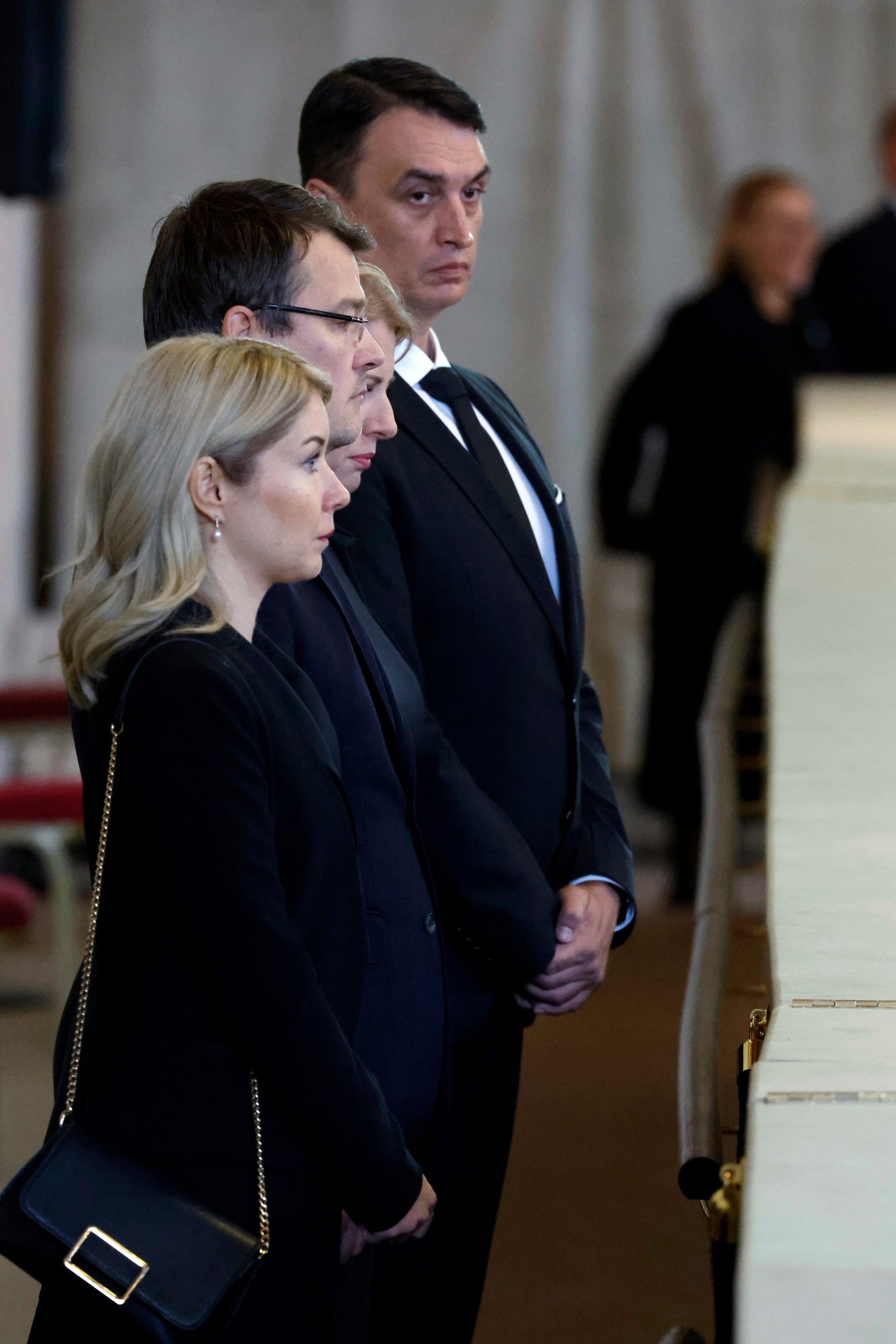 Zosnulej kráľovnej Alžbete II. vzdala poctu v nedeľu aj Zuzana Čaputová.