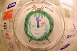 10-latka wybudziła się z półrocznej śpiączki. "Ślicznie powiedziała mama"