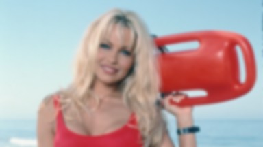 Była największą gwiazdą "Słonecznego patrolu". Jak się zmieniała Pamela Anderson?