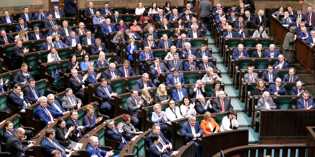 Ustawa dot. zatorów płatniczych zakłada, że UOKiK będzie mógł karać firmy, które najbardziej ociągają się z płaceniem kontrahentom. 