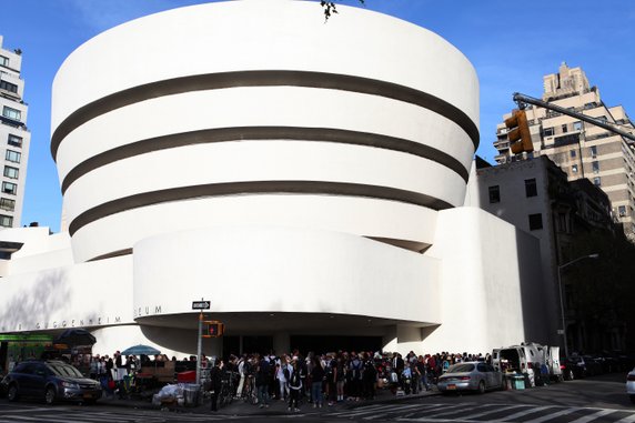 Muzeum Guggenheima na Manhattanie w Nowym Jorku. Budynek powstał w 1959 roku i jest jednym z ważniejszych obiektów XX-wiecznej architektury