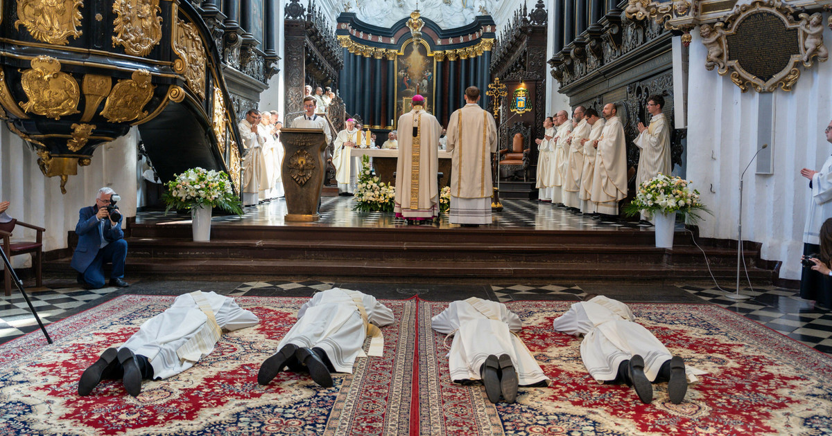 Wir wissen, wie viele neue Priester es in Polen geben wird.  Die Kirche hat Grund zur Sorge