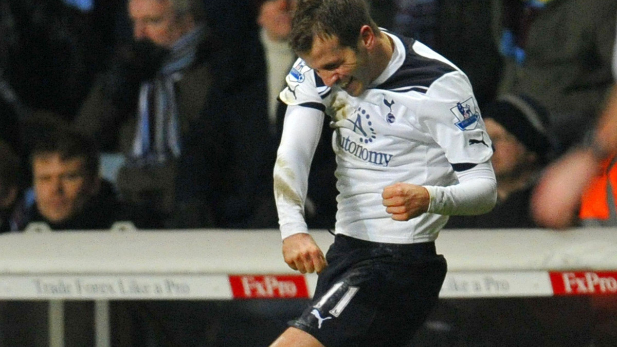 Pomocnik Tottenhamu Rafael van der Vaart jest przekonany, że zespół z White Hart Lane dysponuje wystarczającym potencjałem, aby w tym sezonie wygrać rywalizację w angielskiej Premier League i sięgnąć po mistrzostwo.