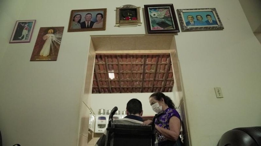 Inesina dva sina imaju SPOAN | Foto: Mariana Castiñeiras/BBC