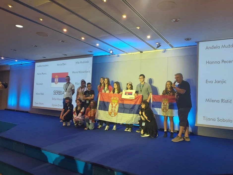 Predstavnici Srbije na Hippo takmičenju u poznavanju engleskog jezika