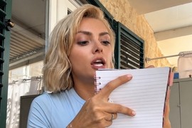 Ela Dvornik pokazala šta njena ćerka, đak prvak, nosi u školu