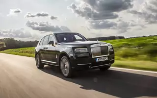 Sprawdziliśmy pierwszego w historii SUVa Rolls-Royce'a