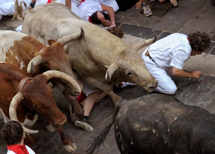 Bieg byków w Pampelunie