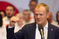 Tusk pokazuje najnowszy sondaż. "Ten wynik mówi tylko jedno..."