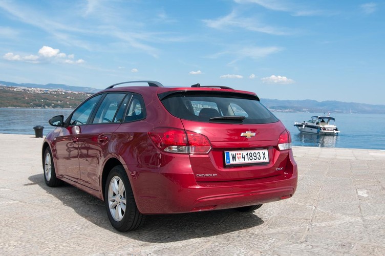 Chevrolet cruze kombi