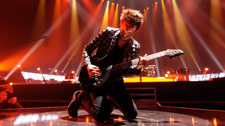 Muse zagrali cover utworu "Lithium" Nirvany podczas brazylijskiego festiwalu Lollapalooza.