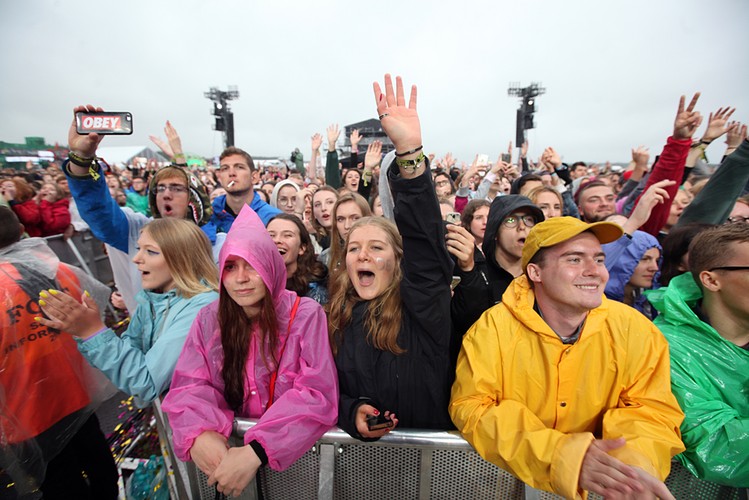 Zabawa na festiwalu Open'er 2017. 01.07.2017.