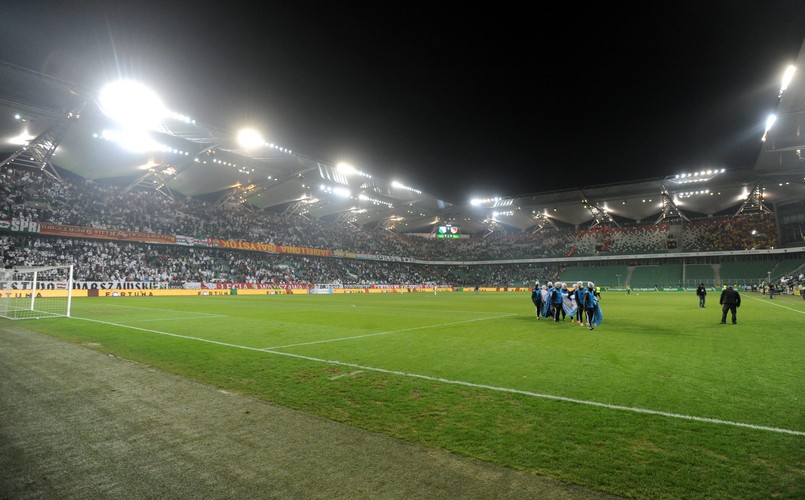 Bandyci na stadionie Legii pobili kibiców Jagiellonii