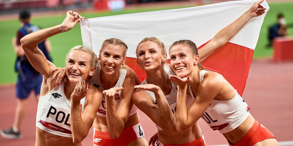 Sztafeta na medal, czyli od lewej: Justyna Święty-Ersetic, Iga Baumgart-Witan, Małgorzata Hołub-Kowalik i Natalia Kaczmarek. 