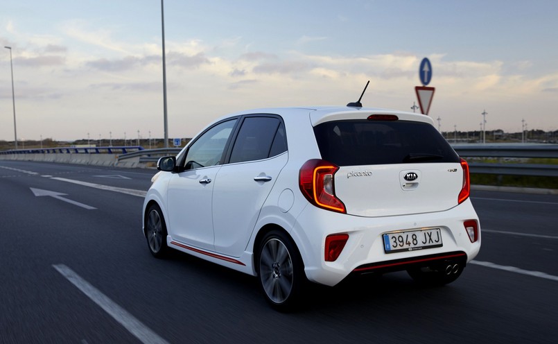 Kia picanto to obecnie najbardziej dojrzały samochód w segmencie mini. Karoseria nowego modelu jest o 32 proc. sztywniejsza