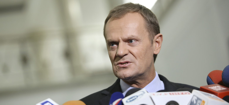 Tusk faworyzuje kobiety? "Premier lubi szopki"