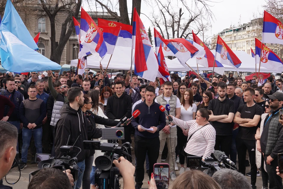 Studenti u Pionirskom parku 
