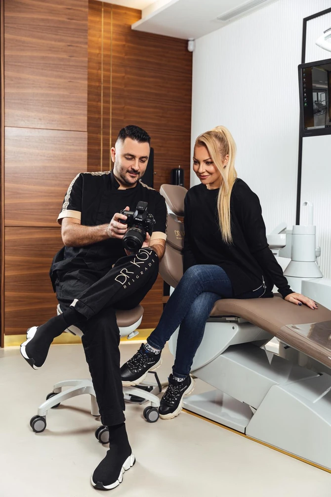 dr Kozomara i Ivana Selakov