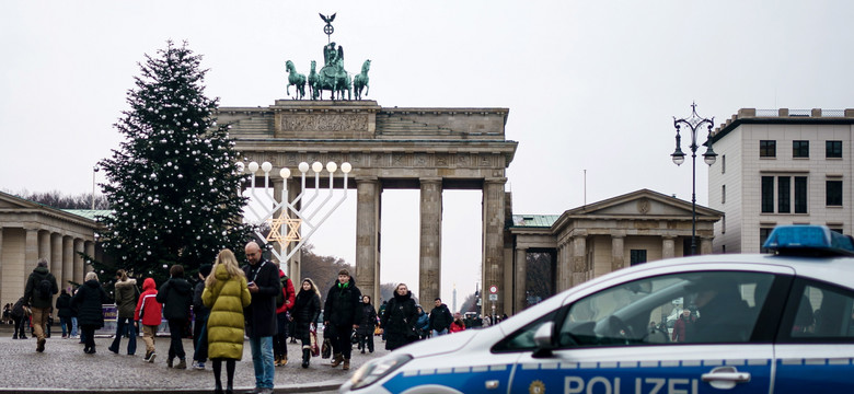 Świąteczna choinka w Berlinie padła ofiarą aktywistów klimatycznych