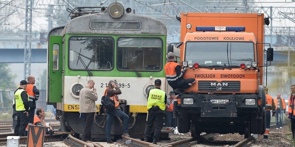 Wykolejony pociąg w Pruszkowie