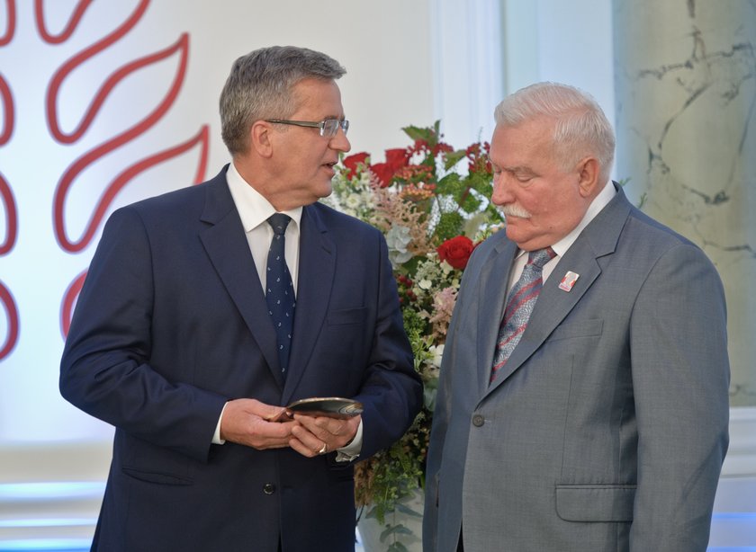 Byli prezydenci Bronisław Komorowski i Lech Wałęsa