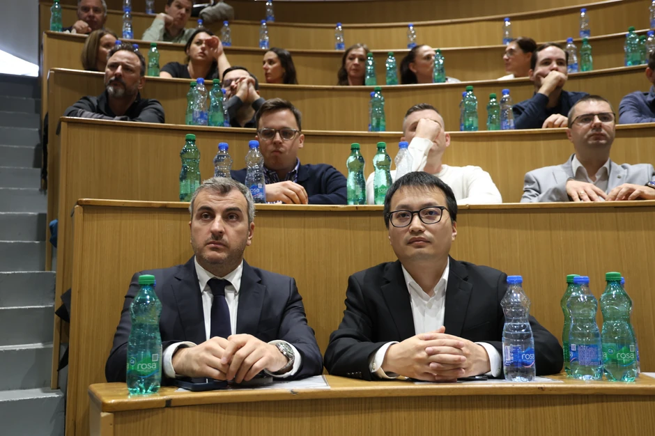 Operaciju su uživo pratili srpski lekari 