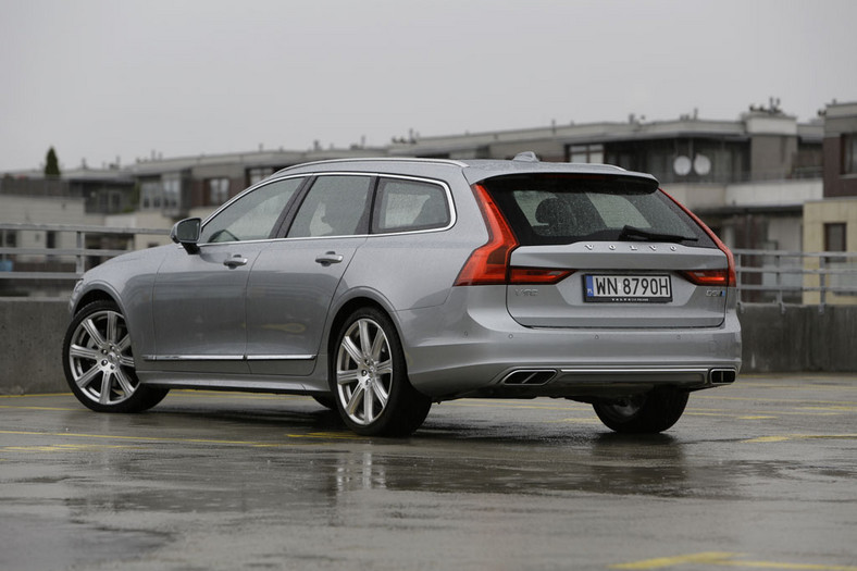 Volvo V90 D5 AWD - czy to najlepsze kombi w klasie?