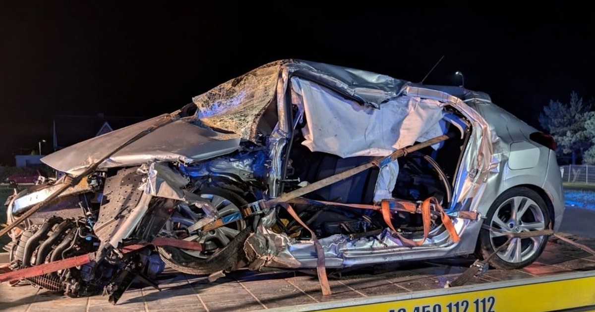 Nowe informacje z policji po koszmarnym wypadku. Co z trzema 17-latkami?
