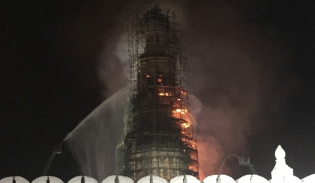 586021_manastir-novodevici-pozar2-ap