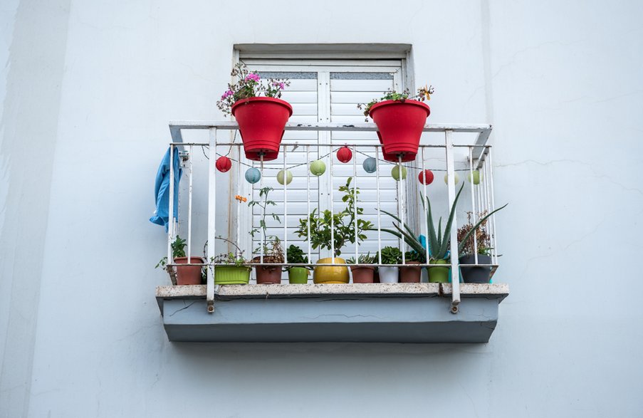 Sprytne rozwiązania na mały balkon