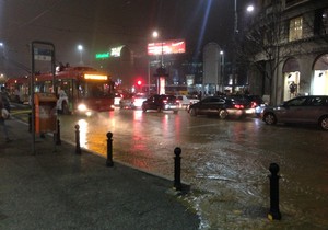 Kolarceva poplava pukla cev_141215_RAS Foto Bojana Andjelic (2)