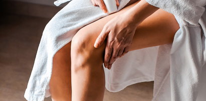 Sposoby na przesuszoną skórę nóg - pomogą rozwiązać ten problem